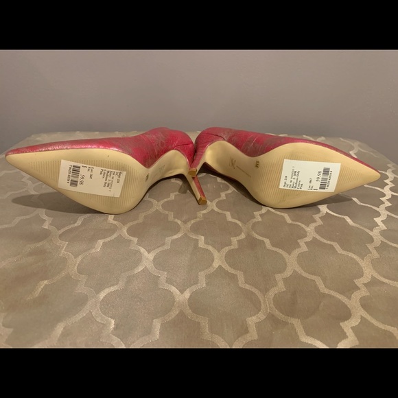 Pink pumps - Picture 2 of 4